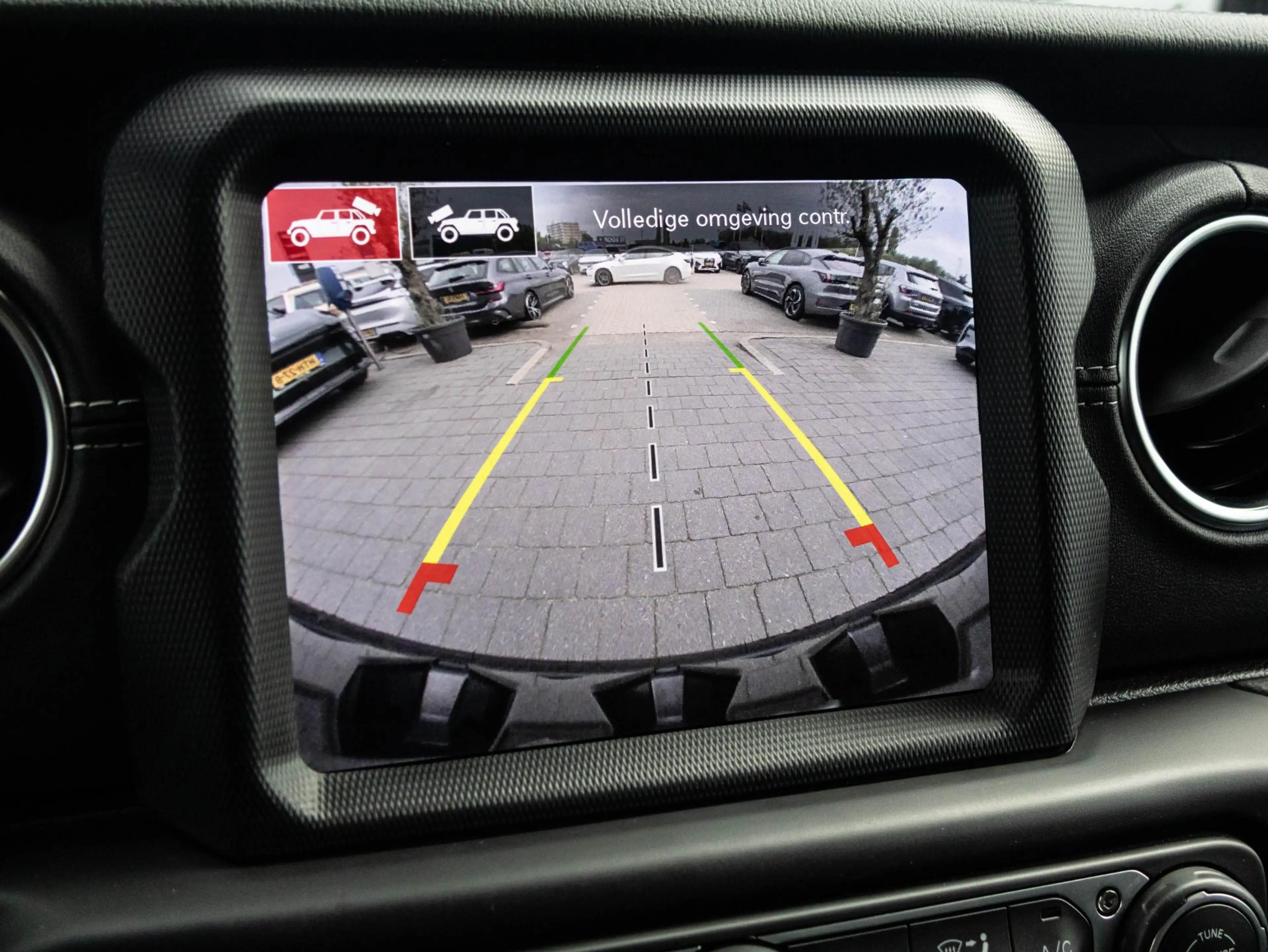 Jeep Wrangler Unlimited 4xe 380 Brute | To Tone | All season | A — photo 11