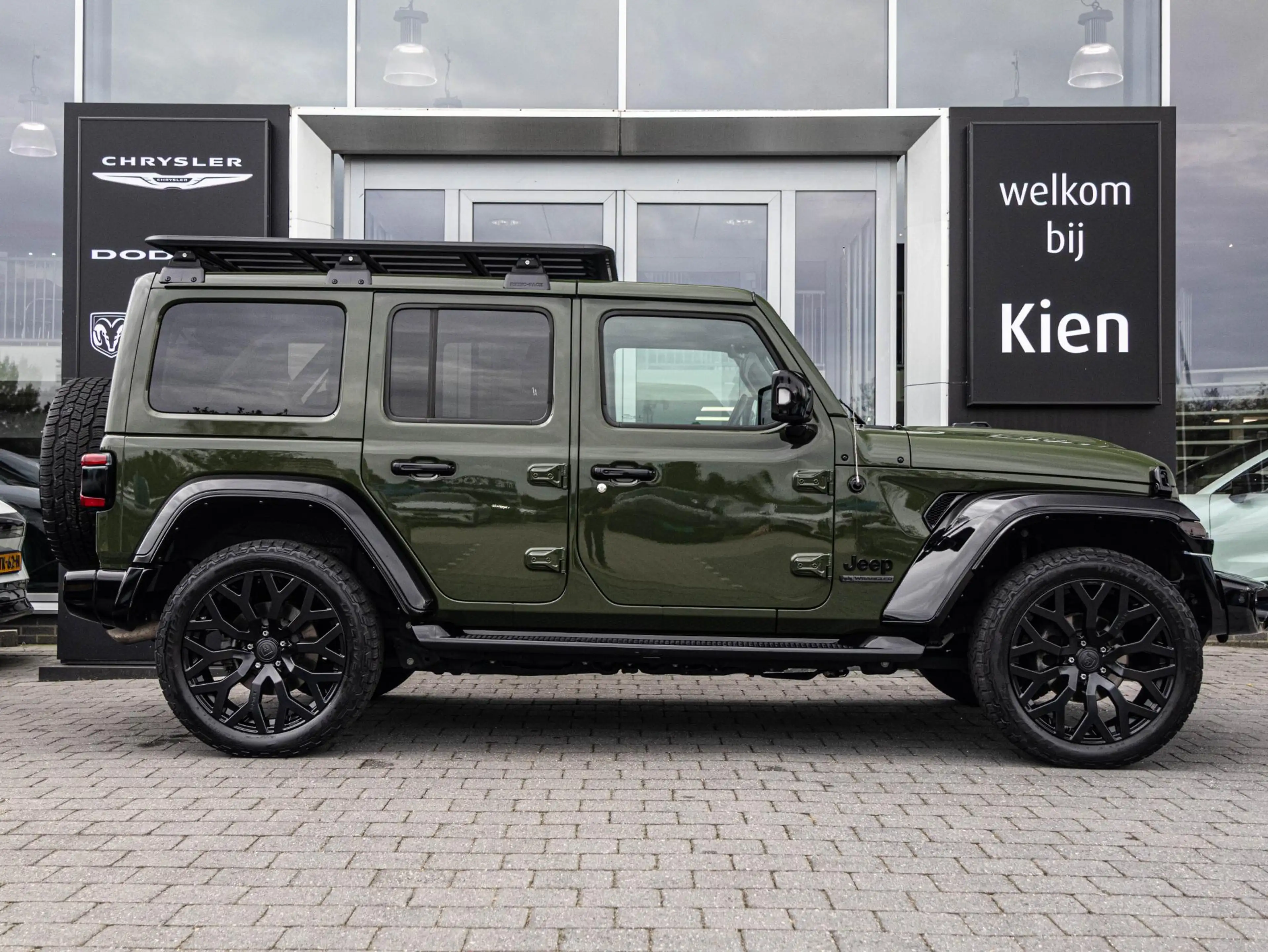 Jeep Wrangler Unlimited 4xe 380 Brute | To Tone | All season | A — photo 3