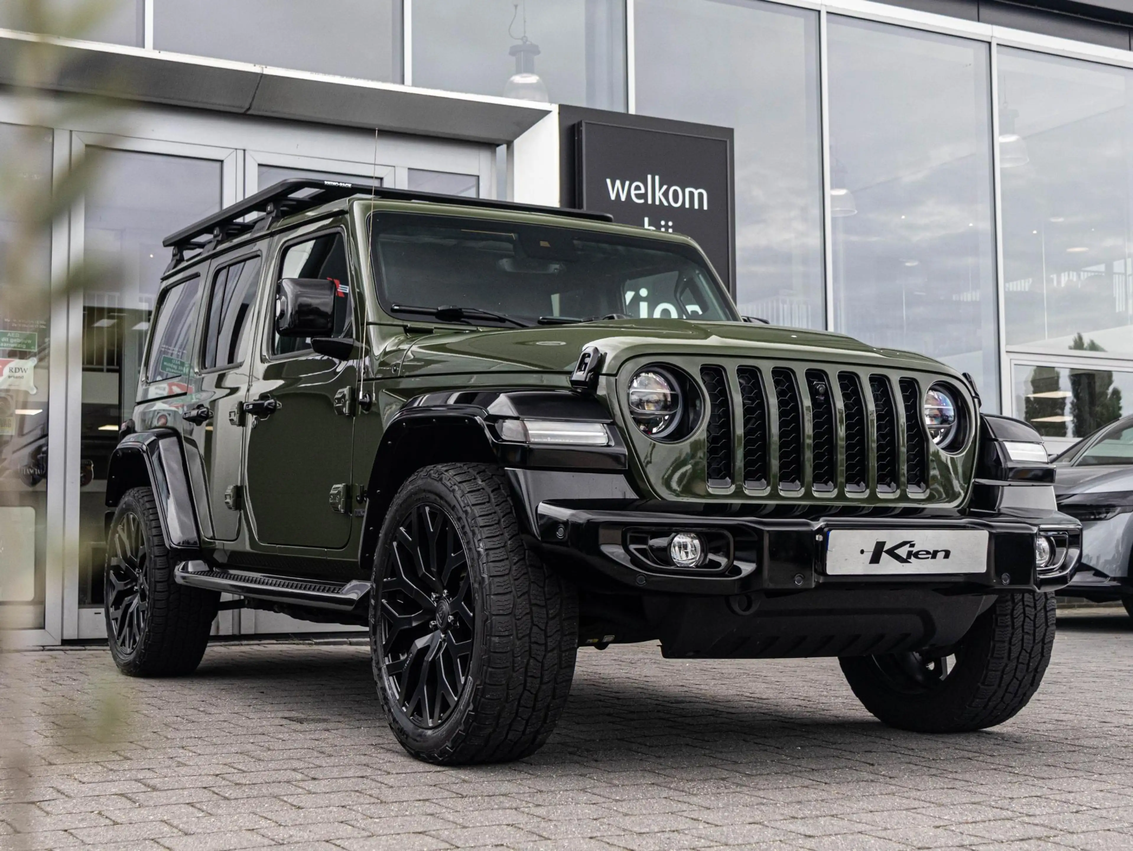 Jeep Wrangler Unlimited 4xe 380 Brute | To Tone | All season | A — photo 19
