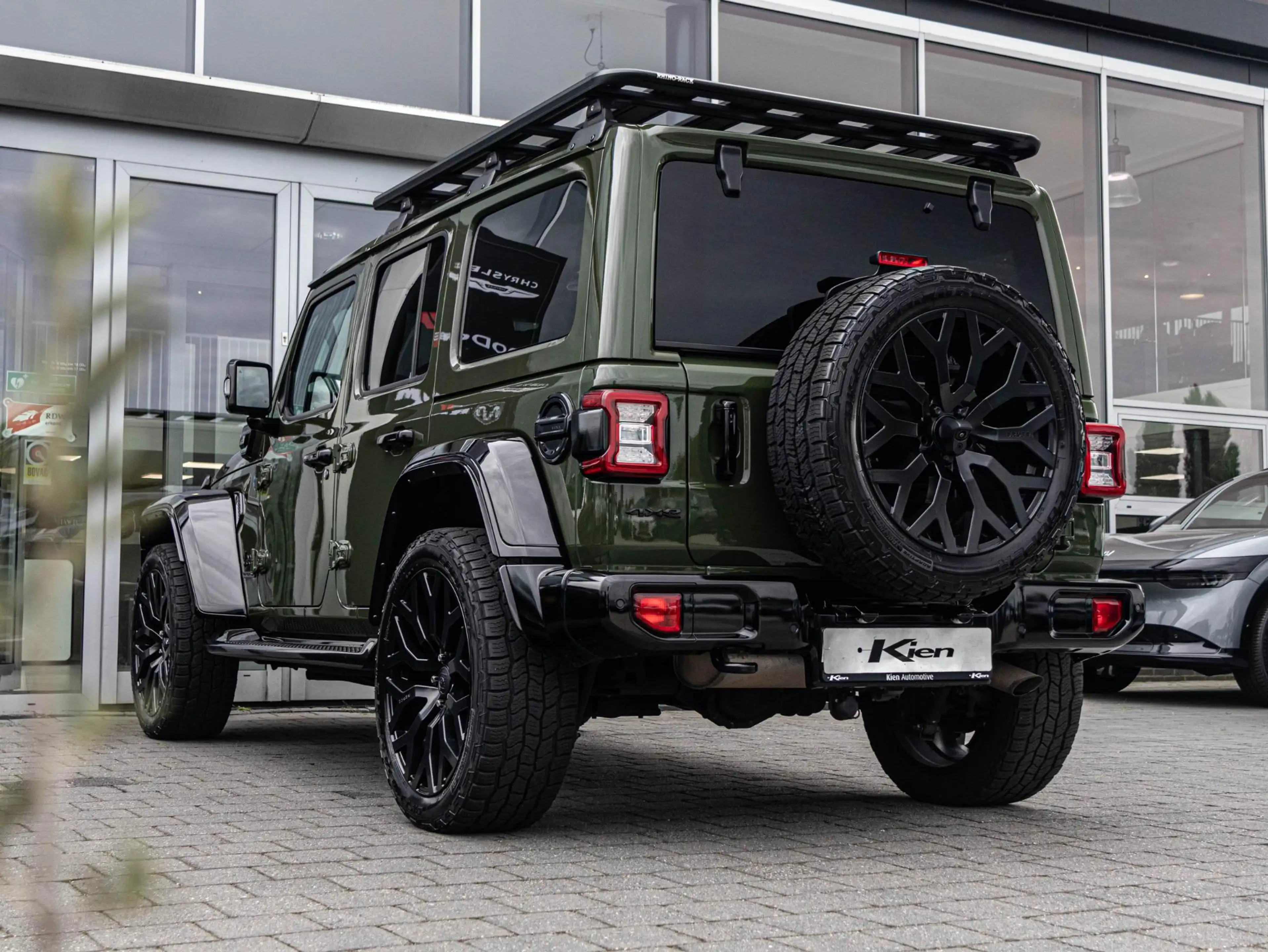 Jeep Wrangler Unlimited 4xe 380 Brute | To Tone | All season | A — photo 21