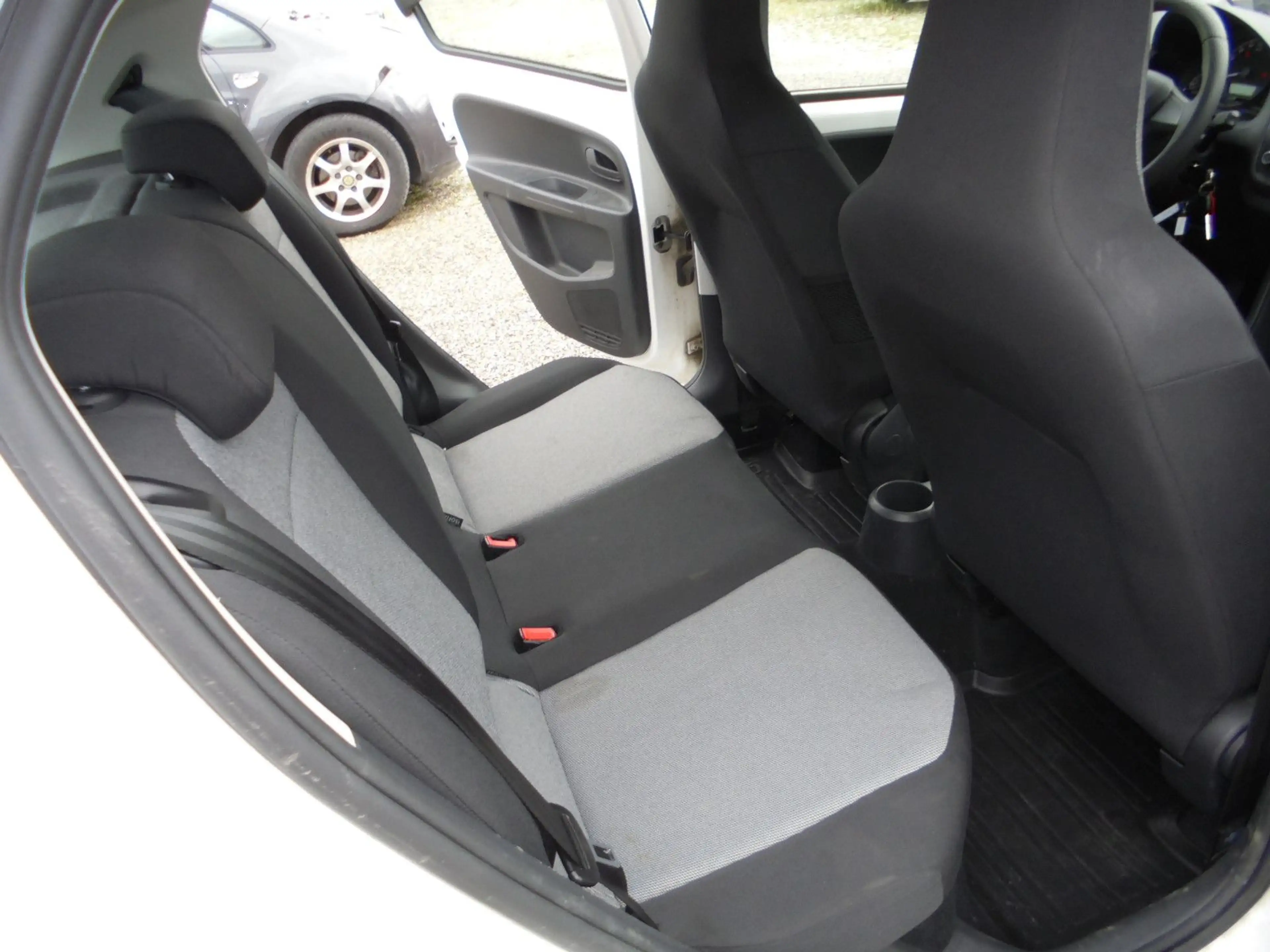 Skoda Citigo Ambition 1.0 ~ Klima ~ 1.Hd ~ 97.000 Km ~ — photo 11
