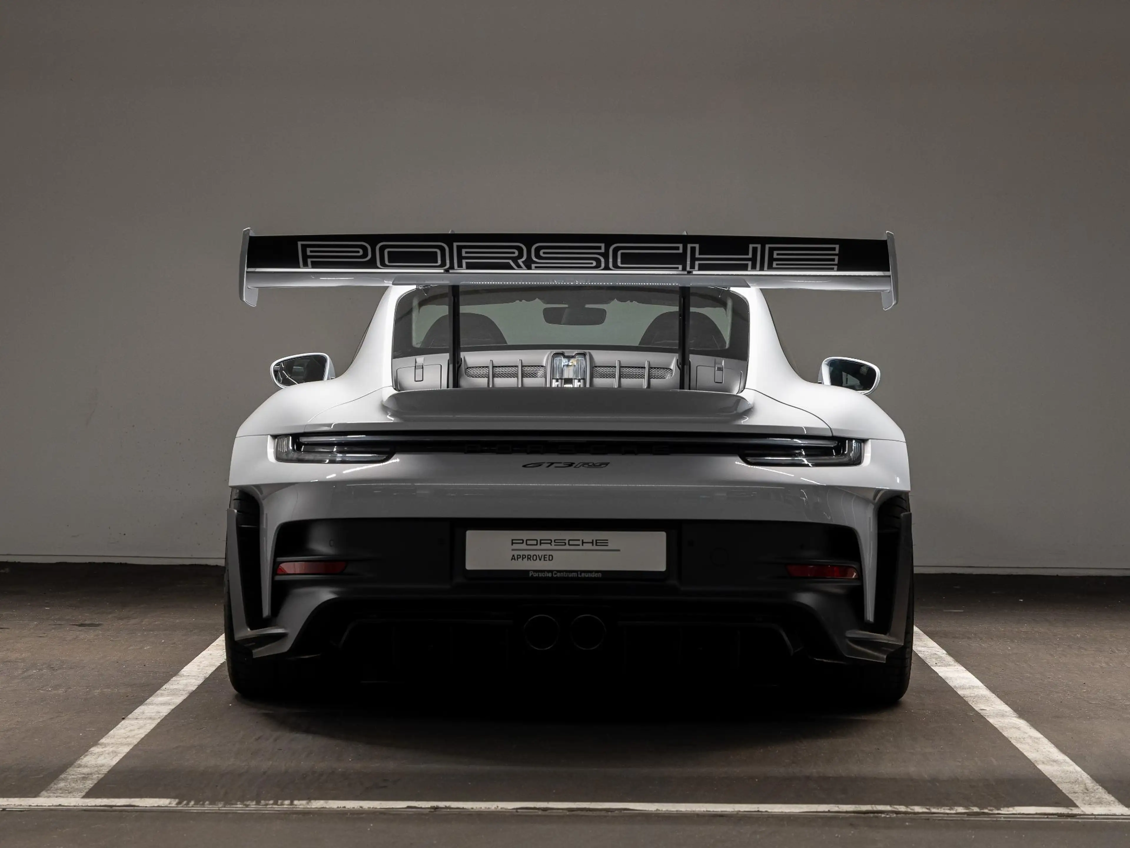 Porsche 992 4.0 GT3 RS — photo 8