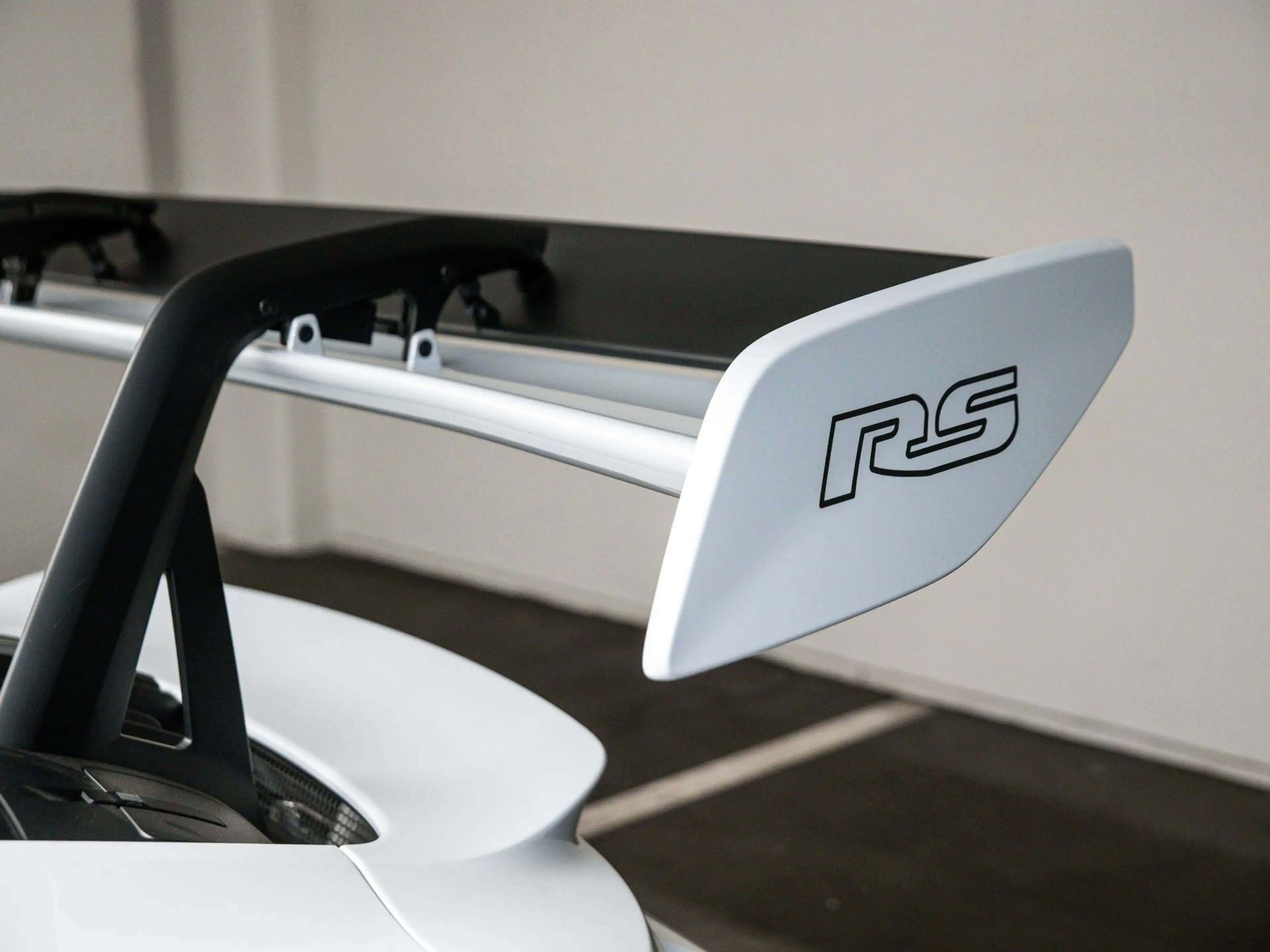 Porsche 992 4.0 GT3 RS — photo 10