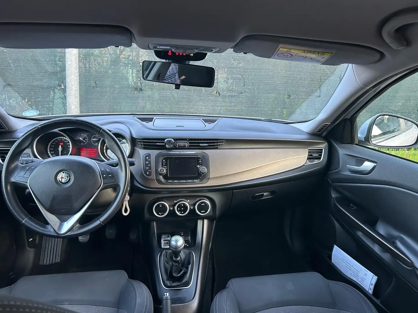 Alfa Romeo Giulietta Giulietta III 2010 1.4 t. Distinctive Gpl 120cv E6 Blanc - 2