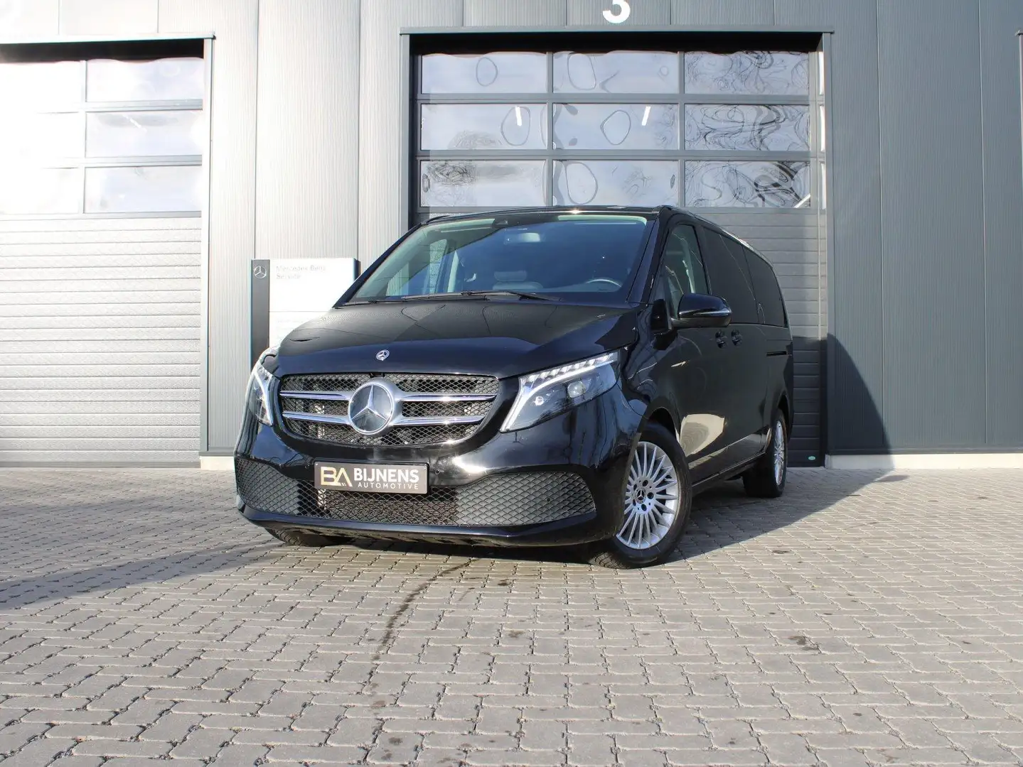Mercedes-Benz V 300 L3 9G-TRONIC Avantgarde / dubbel cabine Schwarz - 2