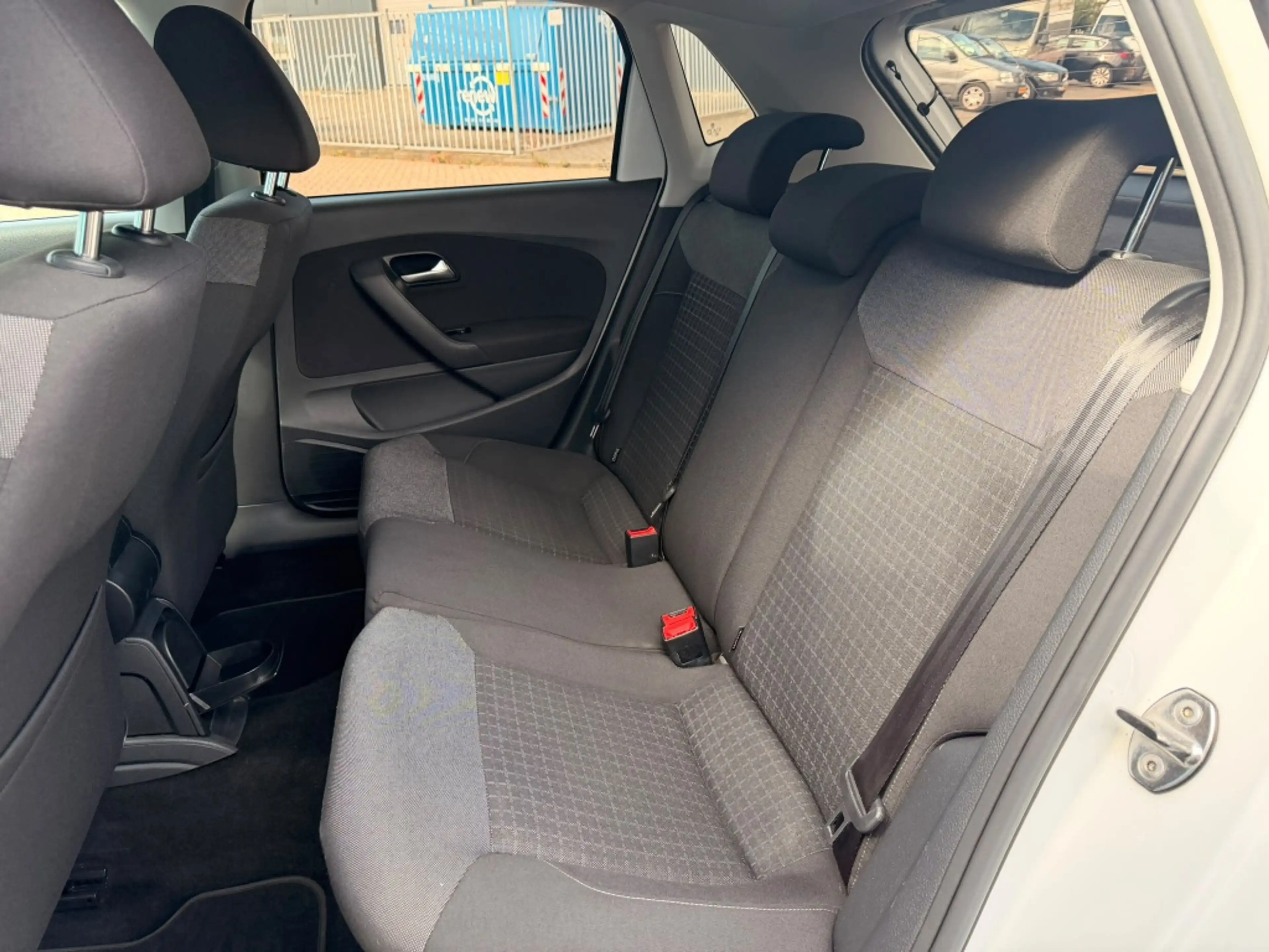 Volkswagen Polo 1.2 TSI Comfortline l Automaat l Airco l LM Velgen — photo 14