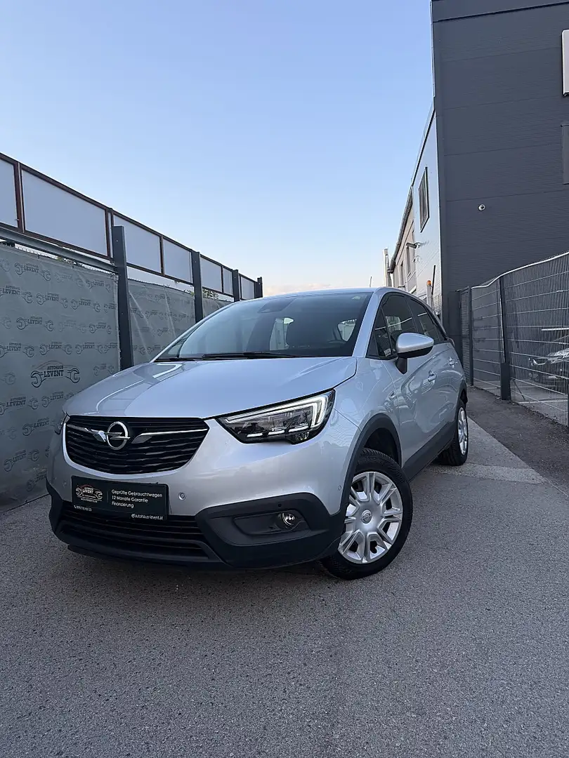Opel Crossland X 1,6 CDTI BlueInjection Editon Start/Stop System... Grau - 1