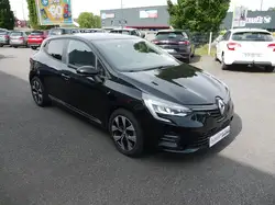 Renault Clio 1.6 E-TECH HYBRIDE 145CH EVOLUTION
