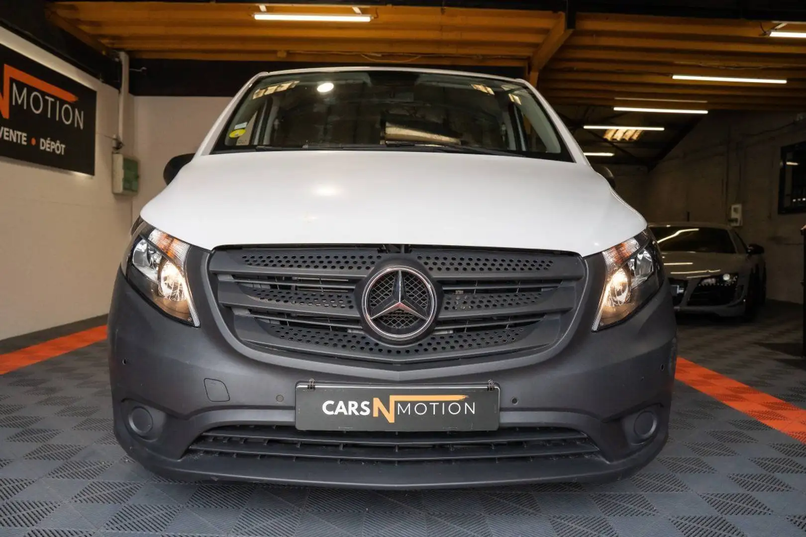 Mercedes-Benz Vito Mixto 6pl 114 CDI Long 136ch 7G-Tronic - 1ere main Weiß - 2