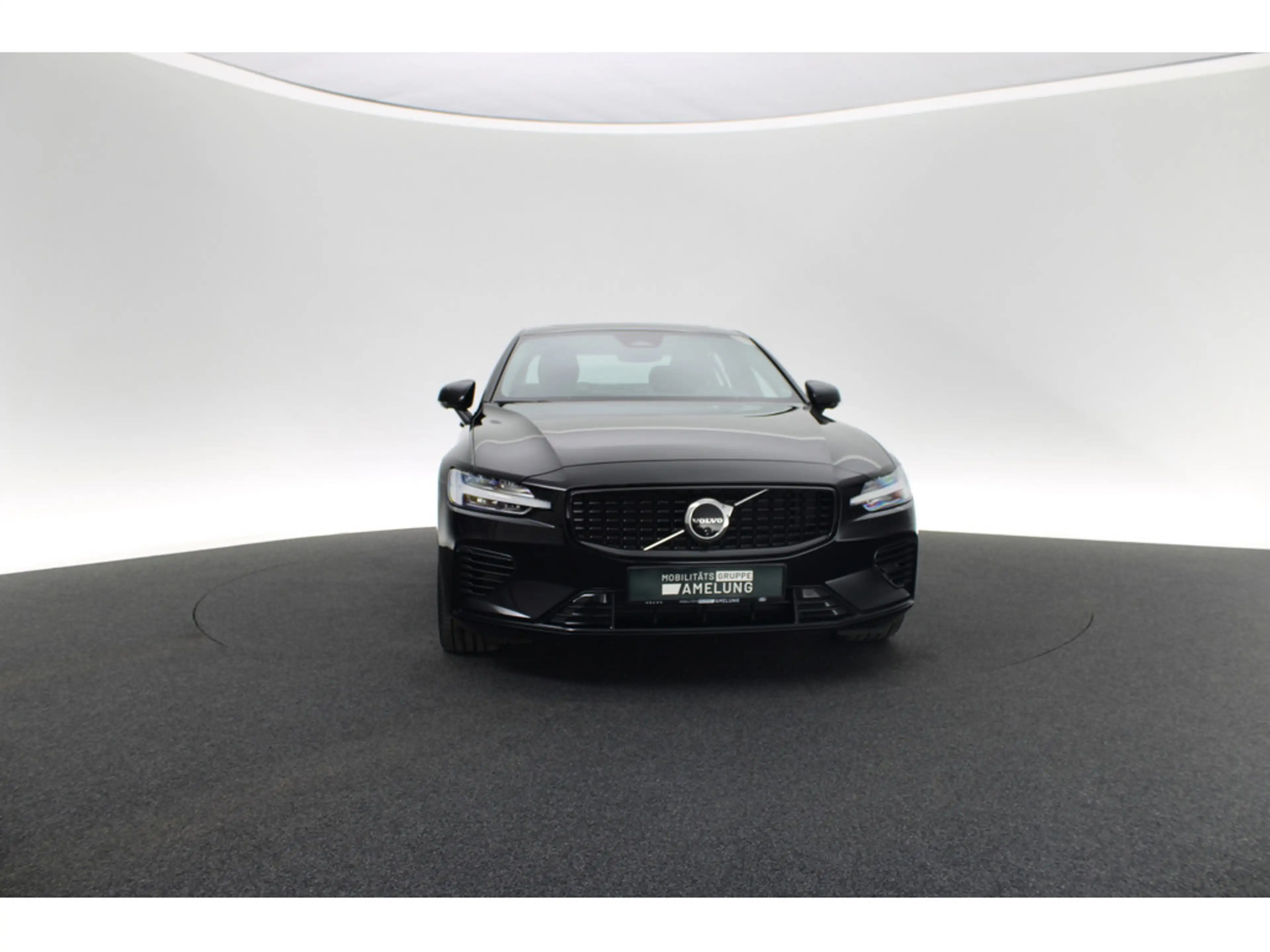 Volvo S60 T8 Ultimate Dark AWD aus1.Hand LED PANO — photo 10