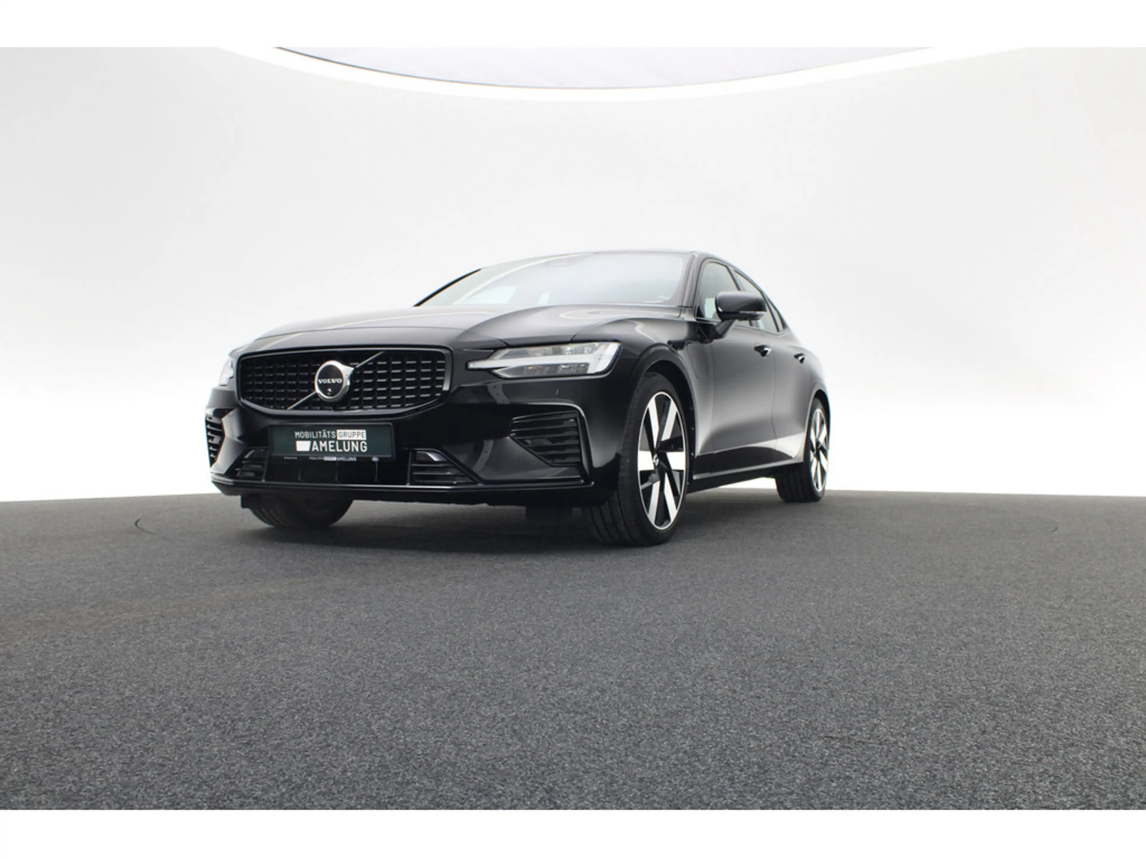Volvo S60 T8 Ultimate Dark AWD aus1.Hand LED PANO — photo 12