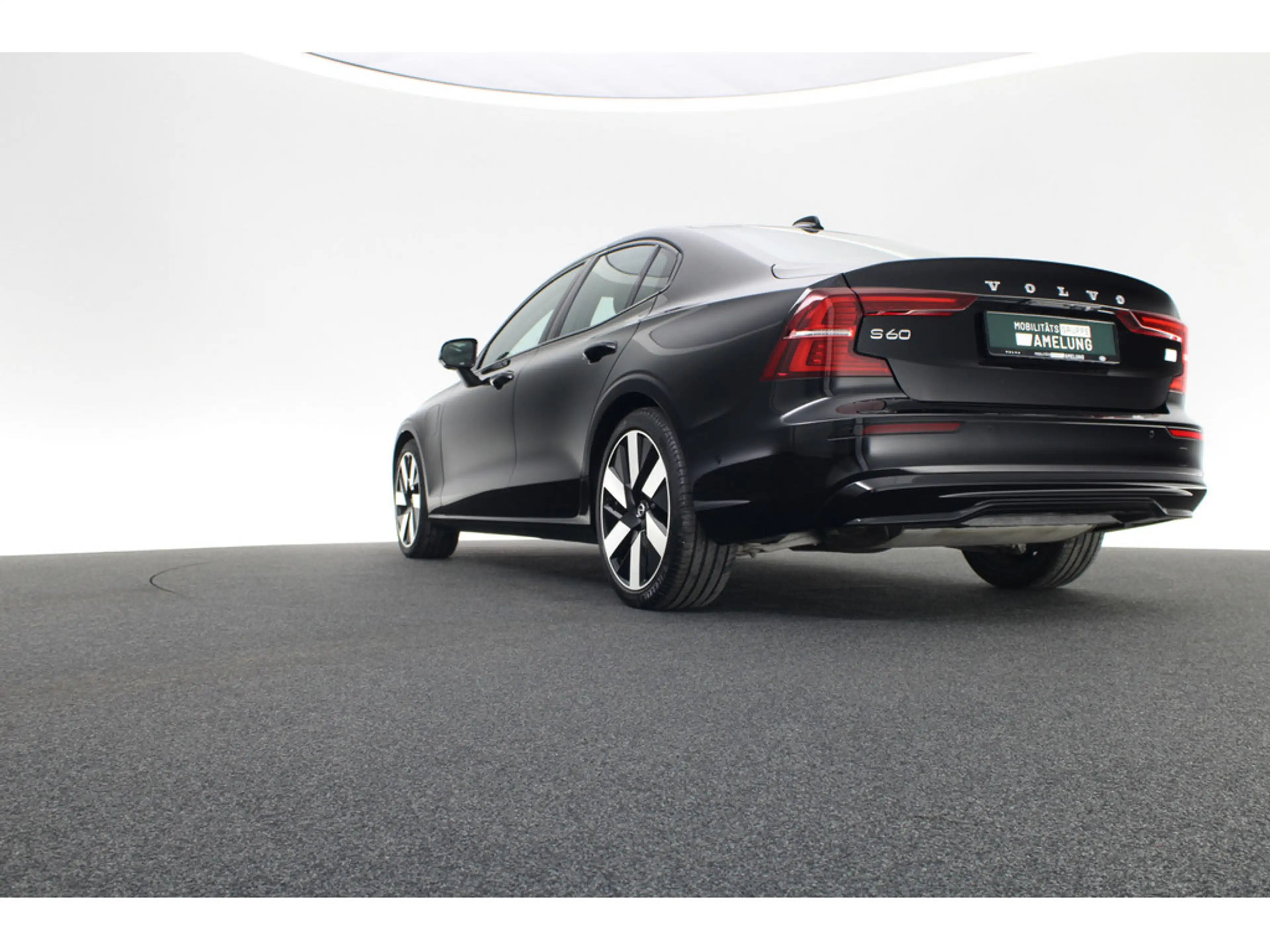 Volvo S60 T8 Ultimate Dark AWD aus1.Hand LED PANO — photo 13