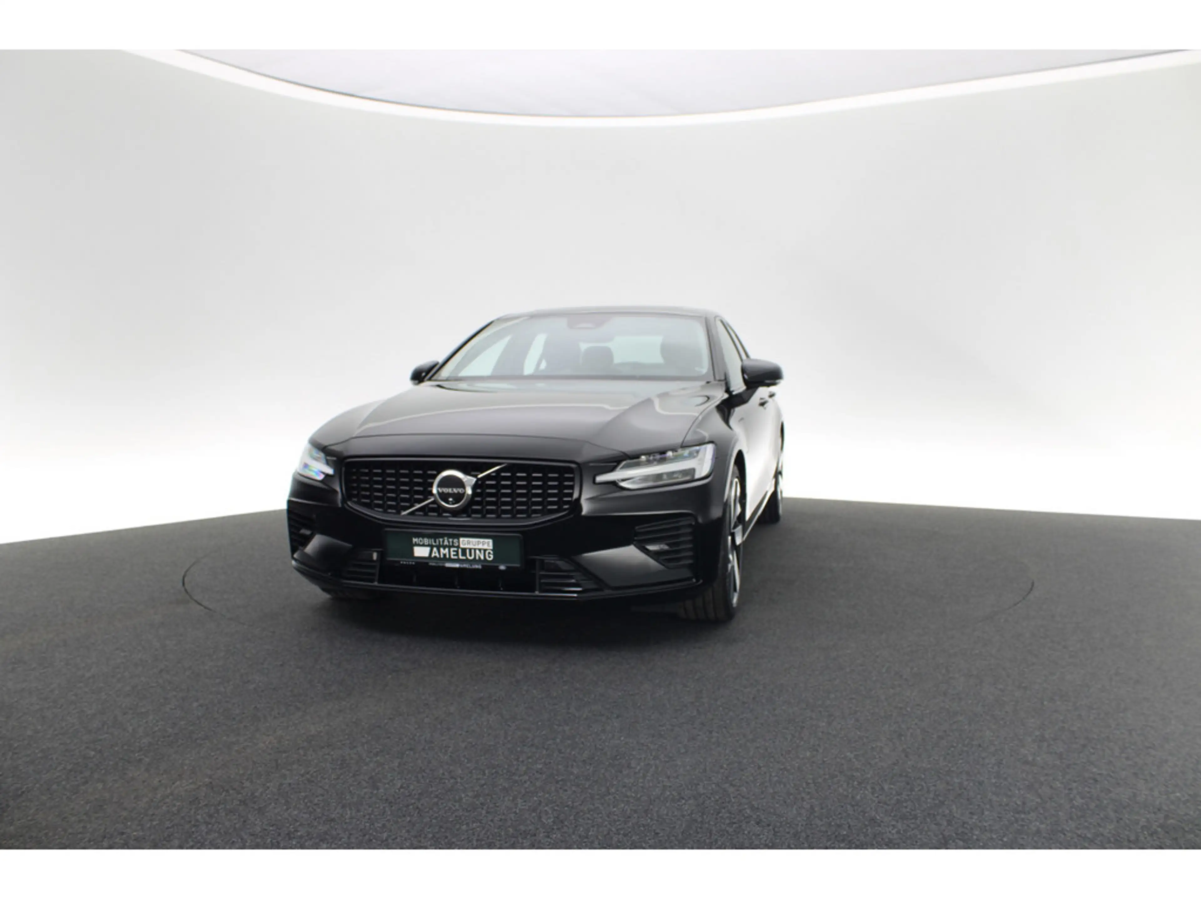 Volvo S60 T8 Ultimate Dark AWD aus1.Hand LED PANO — photo 11