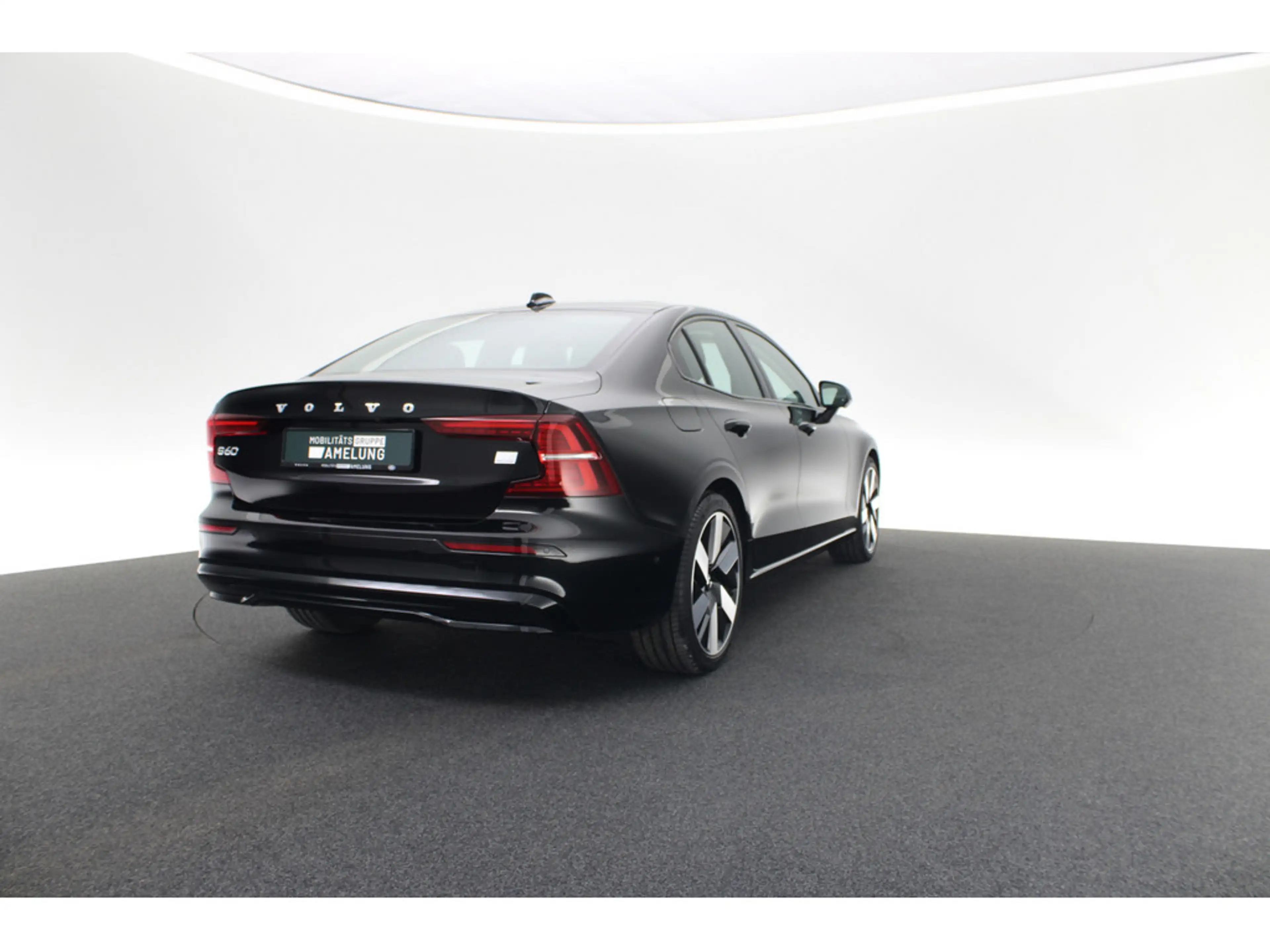 Volvo S60 T8 Ultimate Dark AWD aus1.Hand LED PANO — photo 7