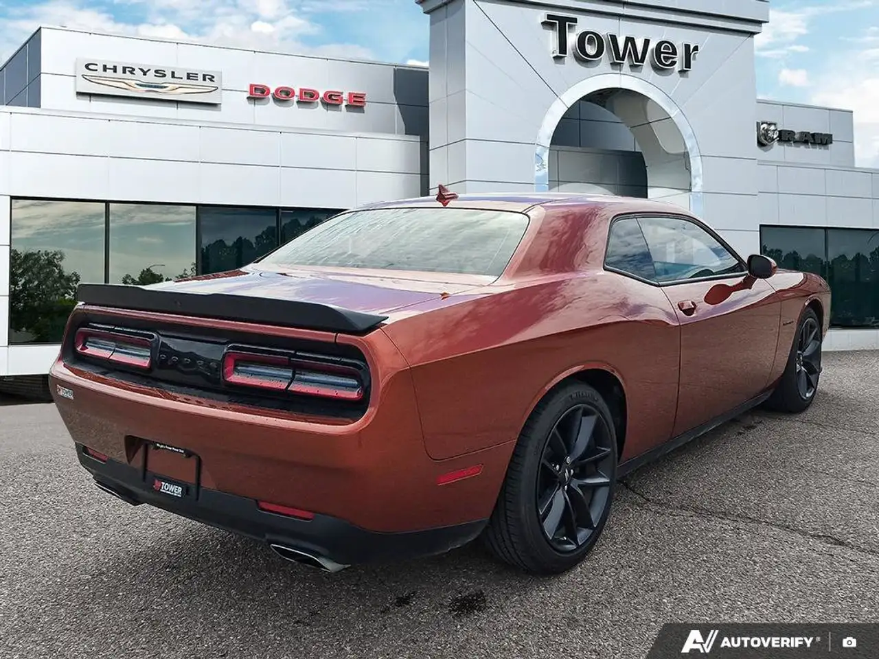 Dodge Challenger photo Dodge Challenger