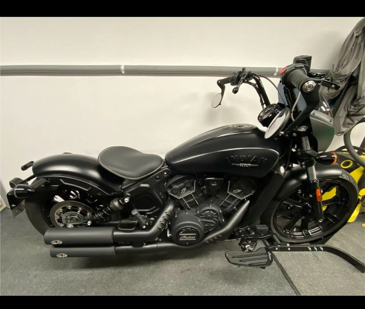 Indian Scout Rogue Чорний - 1