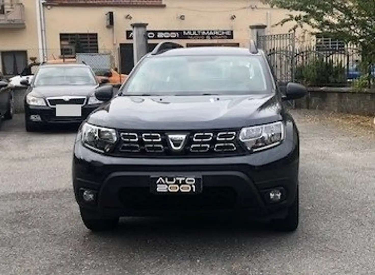 Dacia Duster 1.0 tce Comfort Eco-g  4x2 100cv Nero - 1