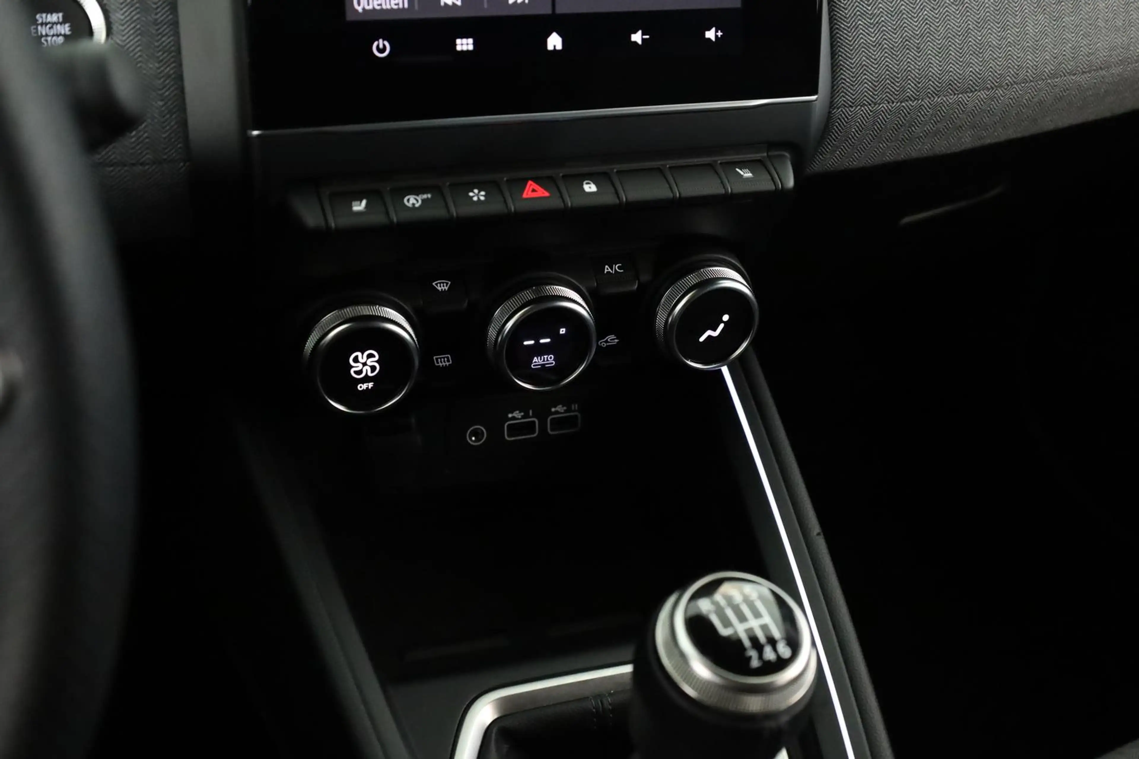 Renault Clio TCe 90 Techno LED Navi App SHZ Keyless PDC — photo 8