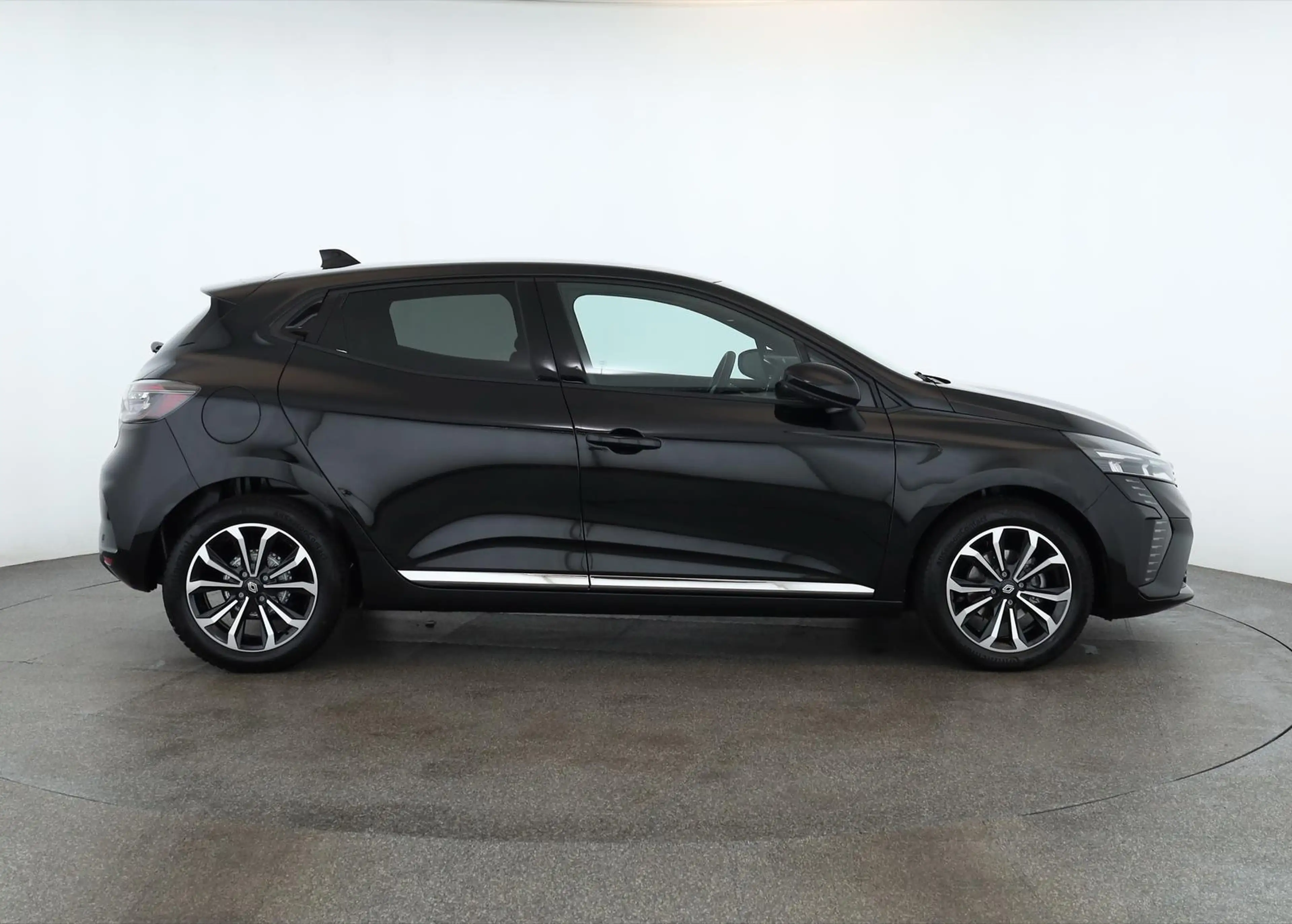Renault Clio TCe 90 Techno LED Navi App SHZ Keyless PDC — photo 4