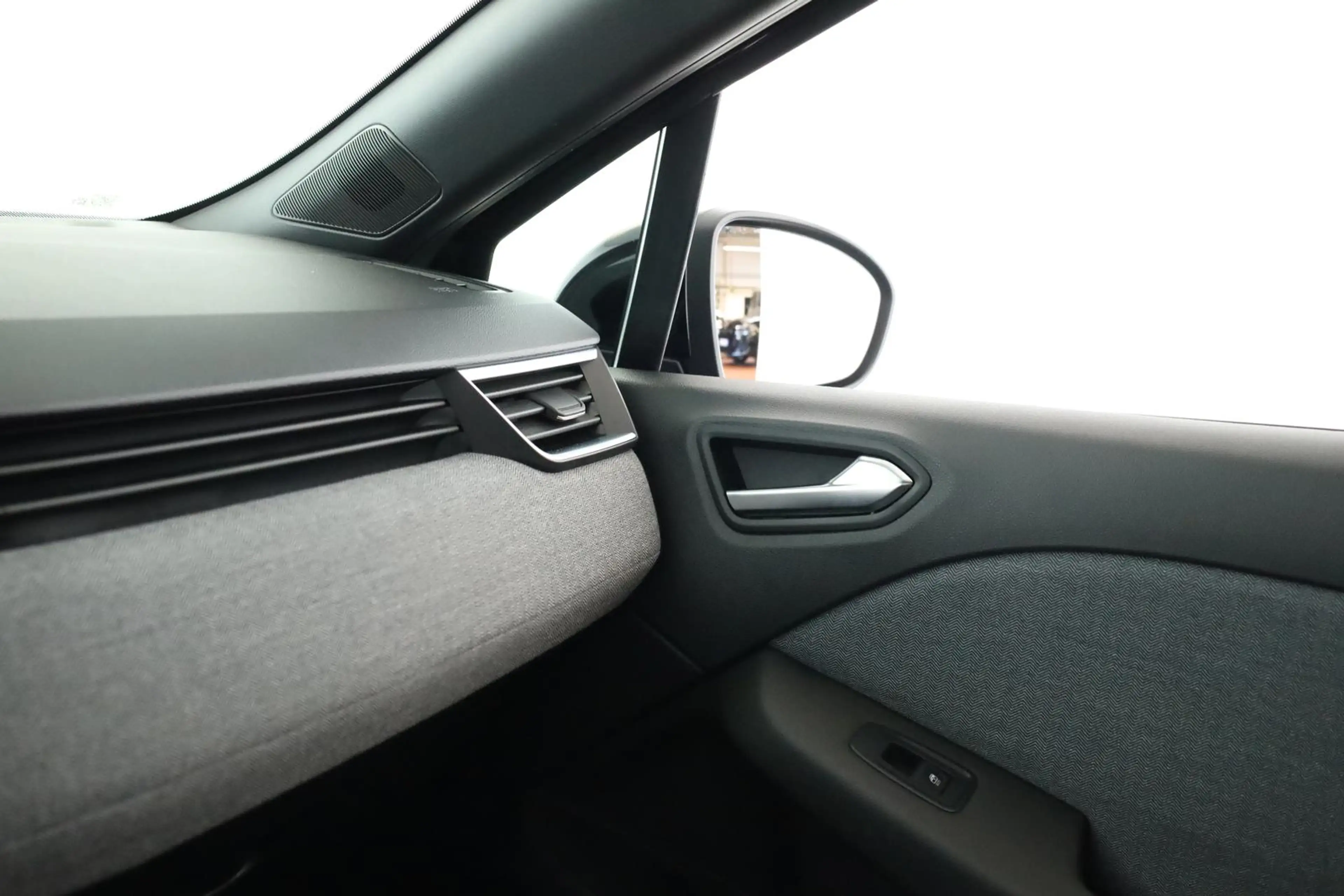 Renault Clio TCe 90 Techno LED Navi App SHZ Keyless PDC — photo 10