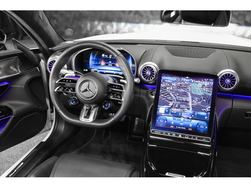 Mercedes-Benz SL 63 AMG 4 MATIC + / MANUFAKTUR Opalite White Magno — photo 13