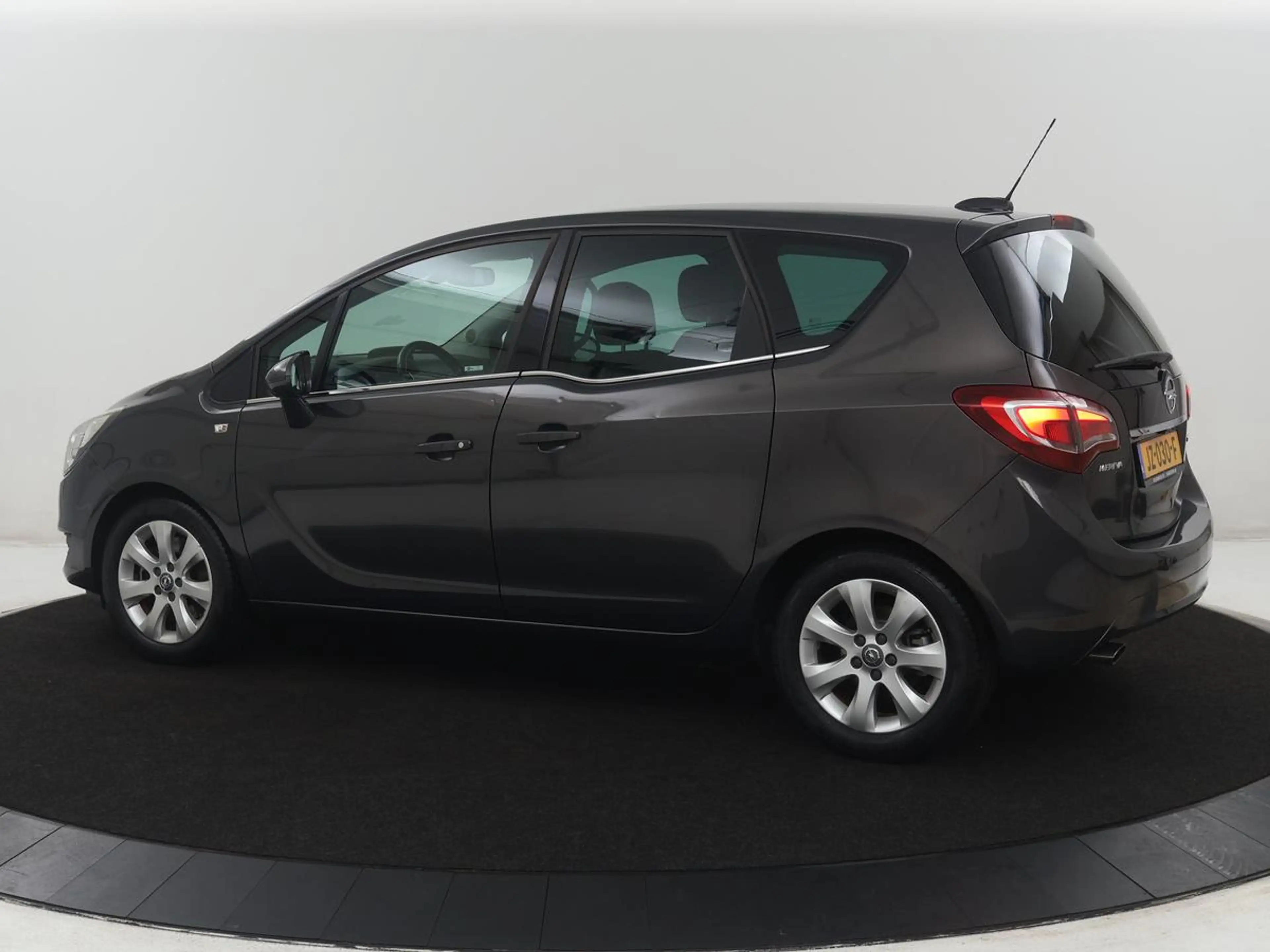 Opel Meriva 1.4 Turbo Cosmo | Navigatie | Cruisecontrol | Came — photo 2