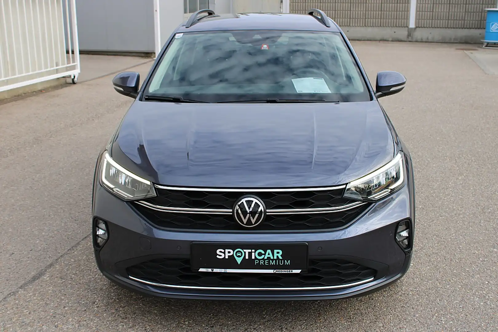 Volkswagen Taigo 1.0 TSI Life OPF (EURO 6d) Grau - 2