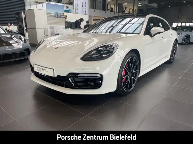 Porsche Panamera GTS Sport Turismo InnoDrive Panorama