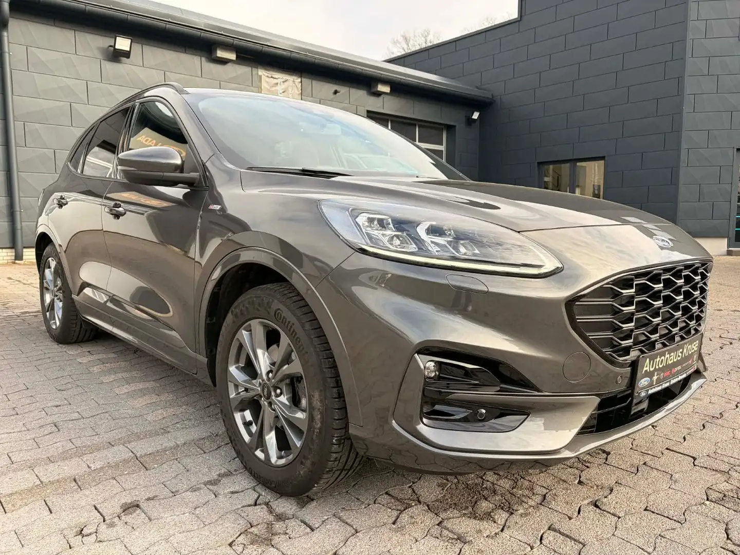 Ford Kuga ST-Line X,1.5 EcoBoost 110kW+DAB+W.Paket Grau - 1