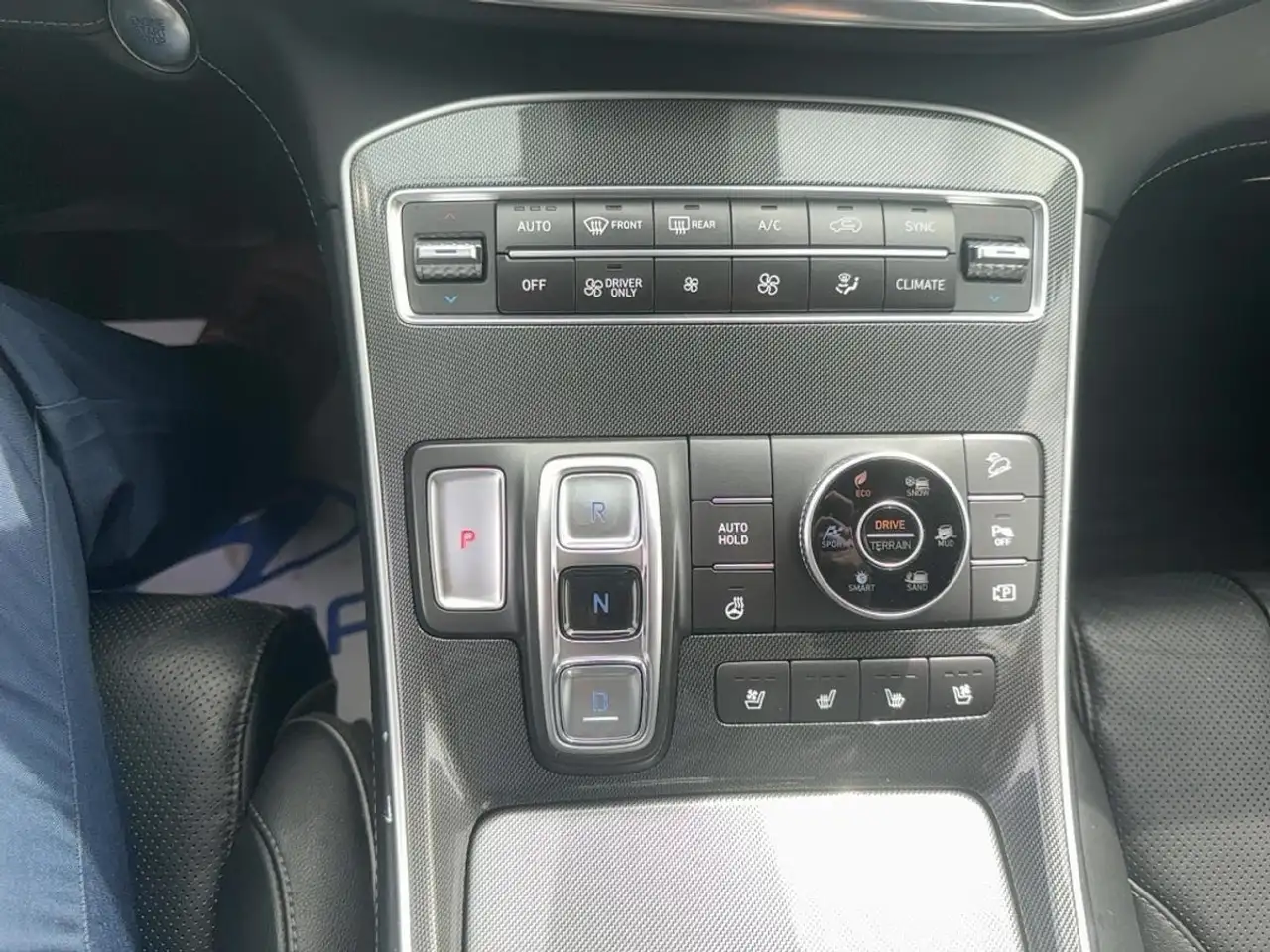 Hyundai SANTA FE снимка Hyundai SANTA FE