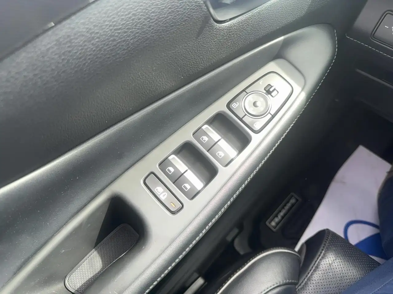 Hyundai SANTA FE снимка Hyundai SANTA FE