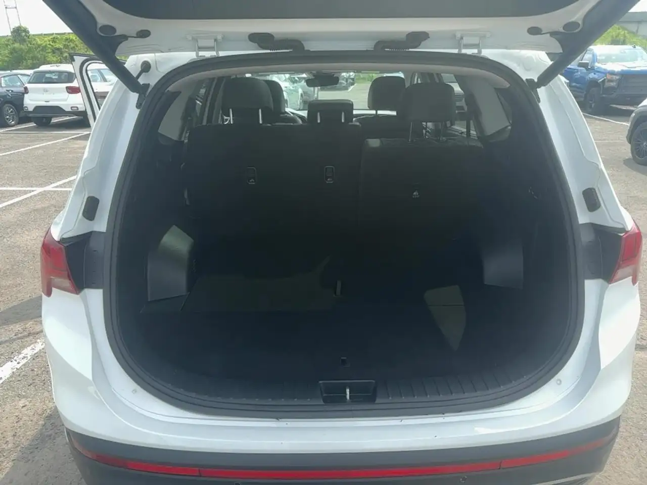 Hyundai SANTA FE снимка Hyundai SANTA FE