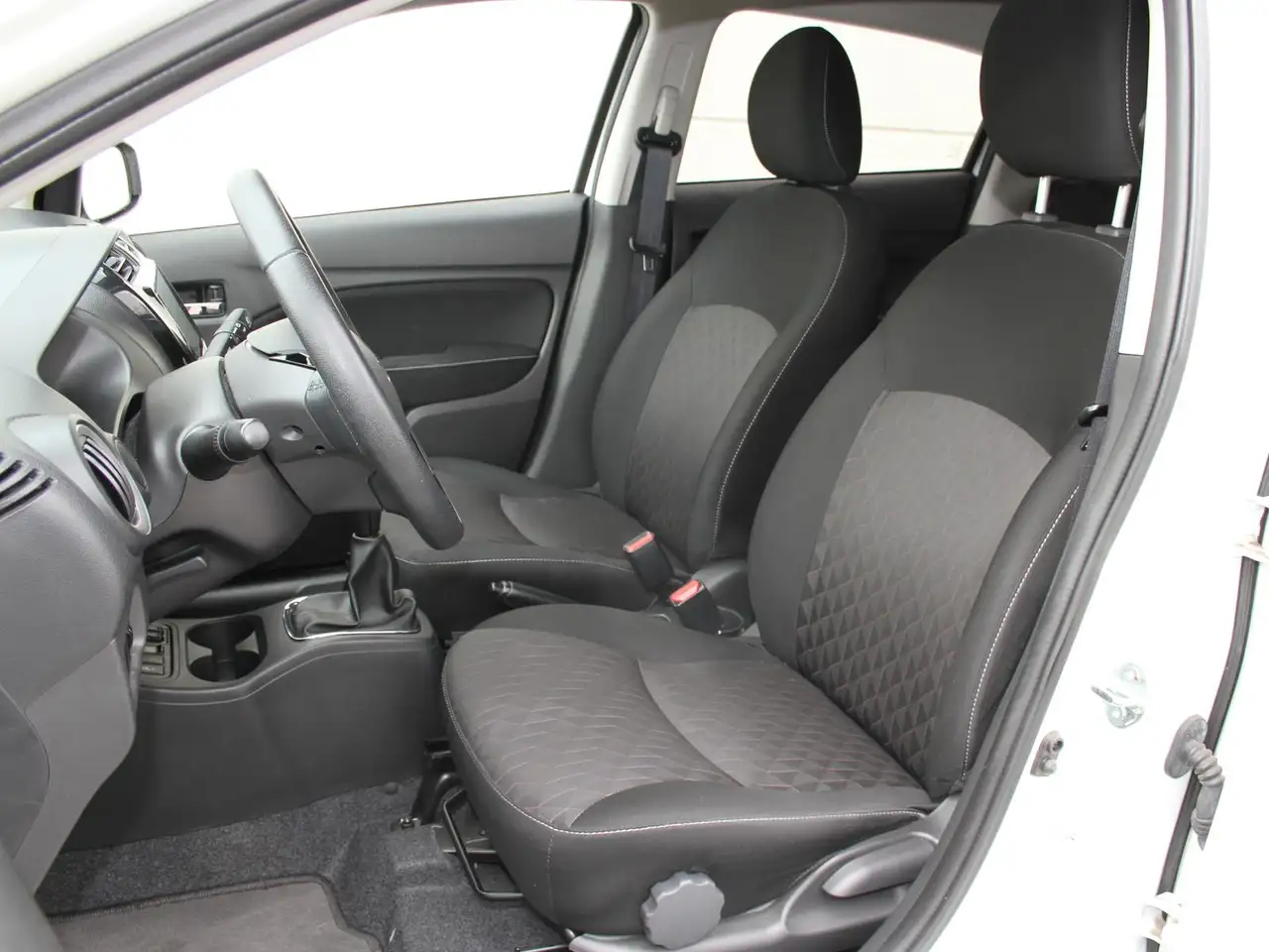 Mitsubishi Space Star 1.2 Select+ Car Play Kamera aus 1. Hd, миниатюра 3