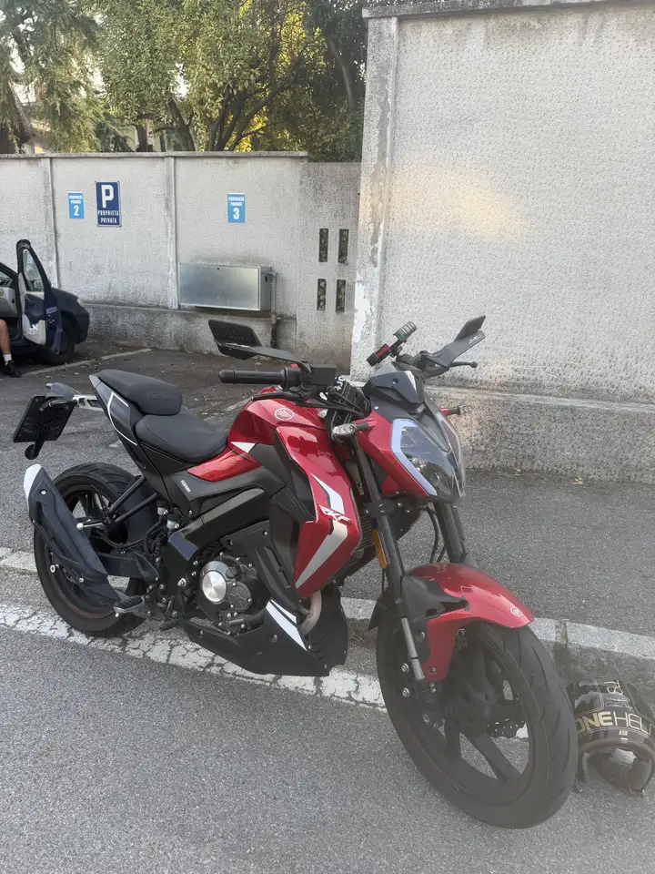 Keeway RKF 125