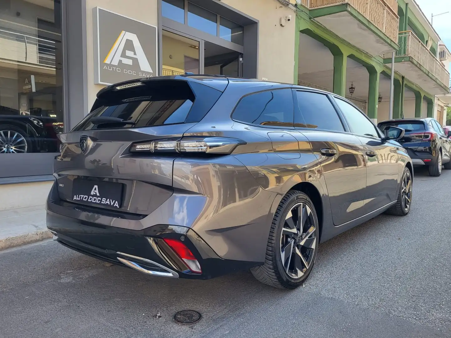 Peugeot 308 308 SW 1.5 Hdi Allure+Fari Led+24 Mesi Garanzia.. Grijs - 2