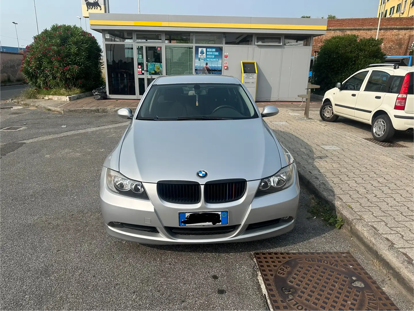 BMW 320 320i Attiva - 1