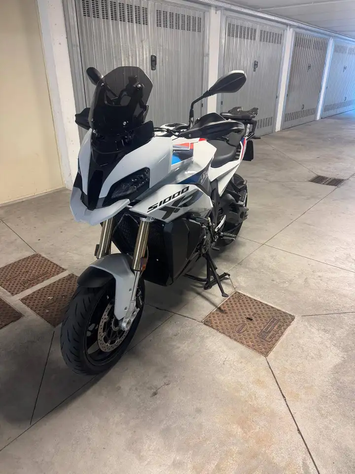 BMW S 1000 XR