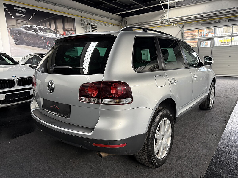 Volkswagen Touareg V6 FSI Tiptronic * 2 BESITZ * VOLLSTÄNDIGE SERV... — photo 4