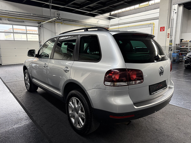 Volkswagen Touareg V6 FSI Tiptronic * 2 BESITZ * VOLLSTÄNDIGE SERV... — photo 5