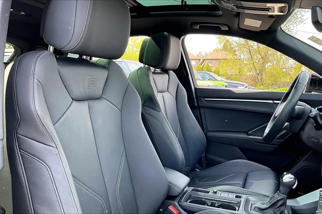 Audi Q3 снимка Audi Q3