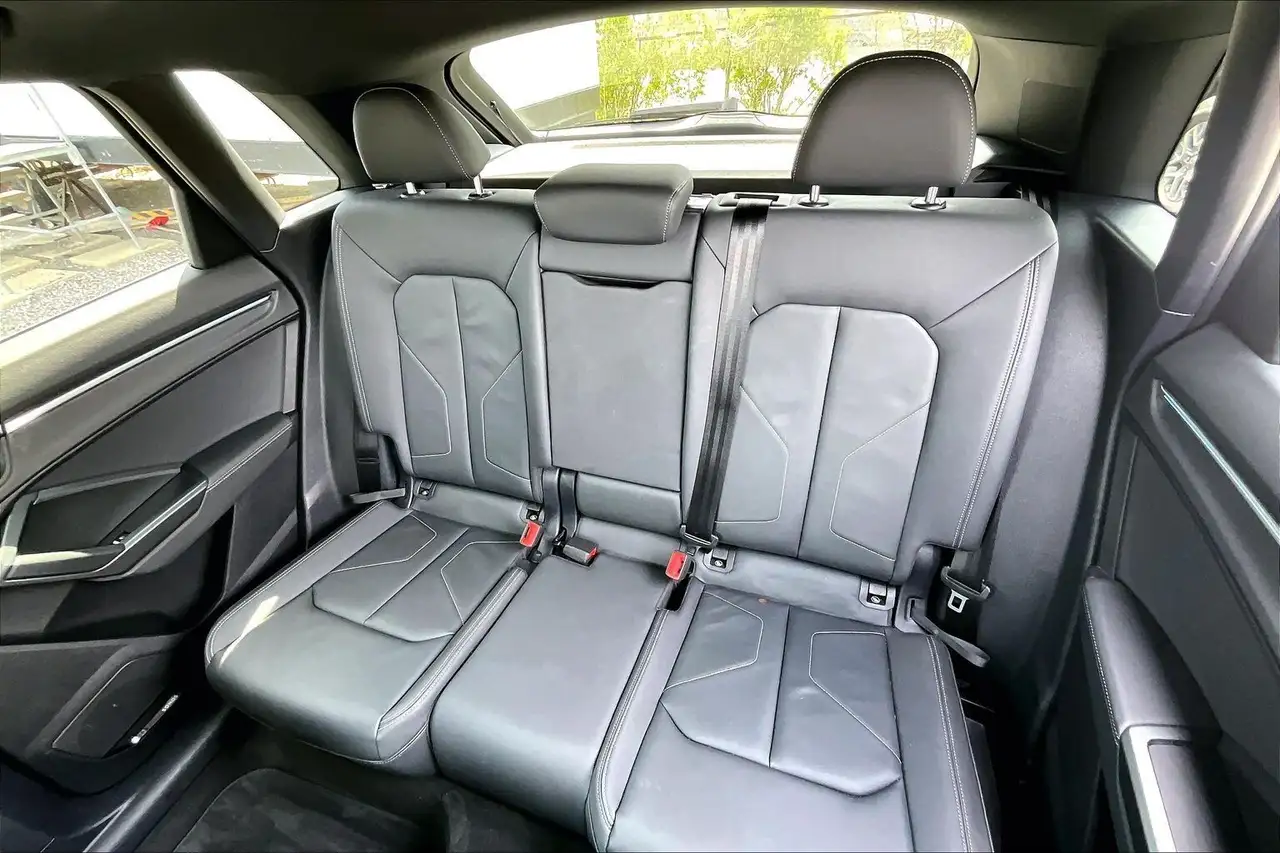 Audi Q3 снимка Audi Q3