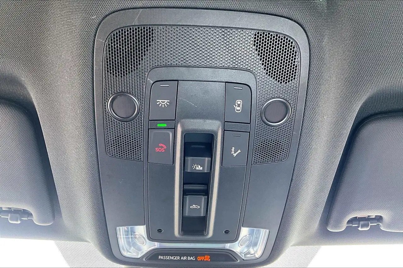 Audi Q3 снимка Audi Q3