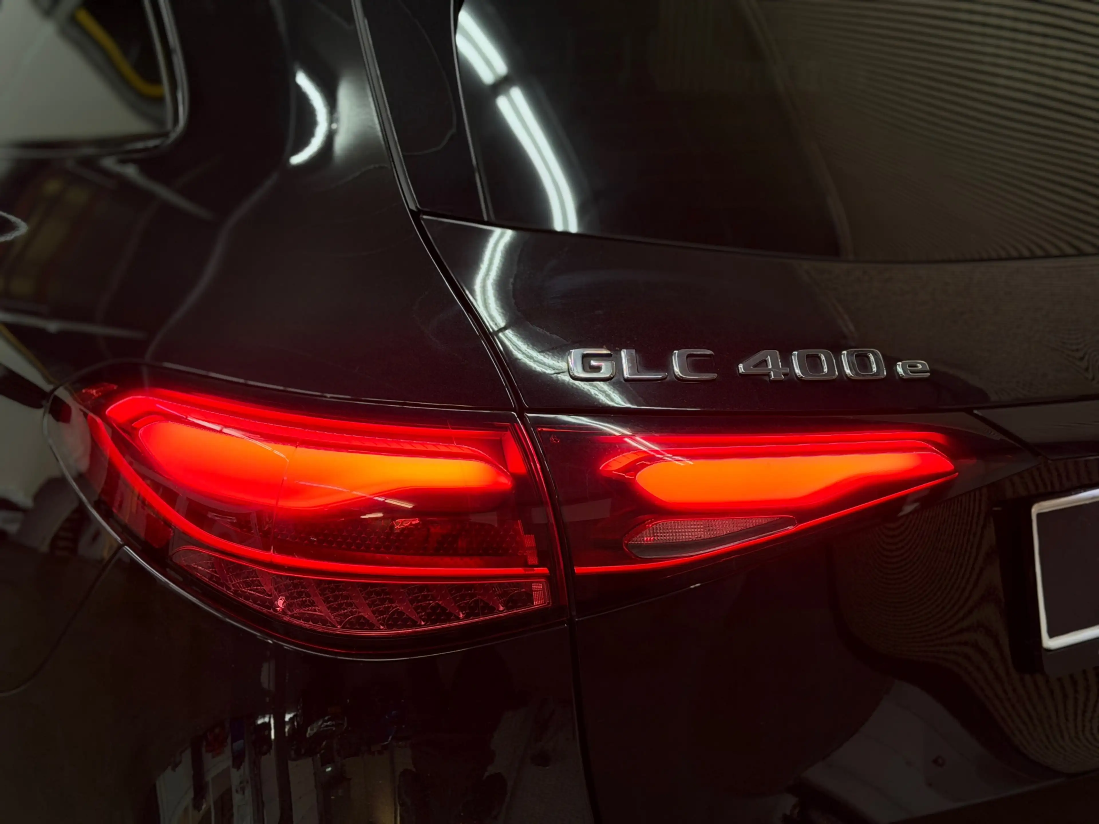 Mercedes-Benz GLC 400 400e 4MATIC AMG Line 2023 FULL OPTION — photo 32