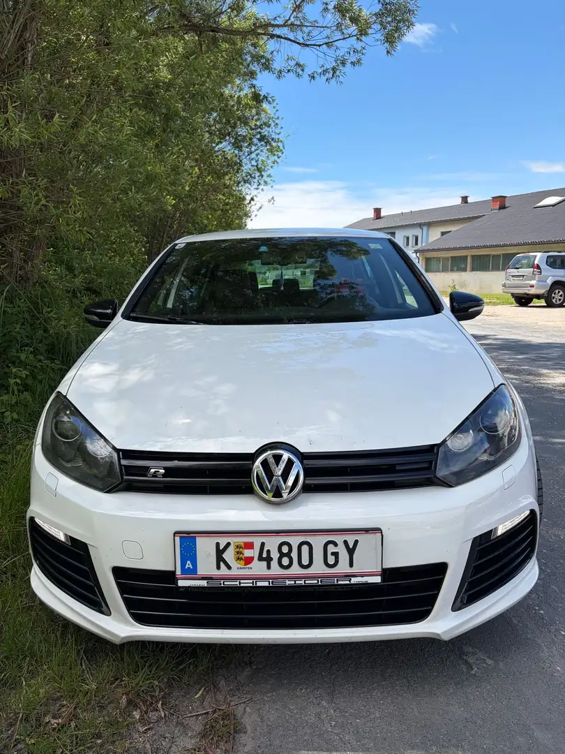 Volkswagen Golf R - 2