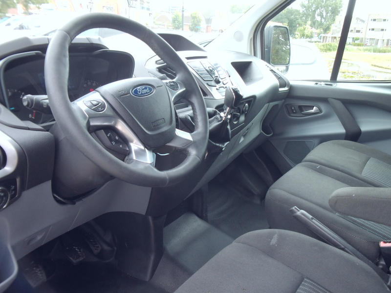 Ford Transit Custom 270 2.2 TDCI L1H1 Trend - Airco - Navigatie - 6 Ba — photo 20