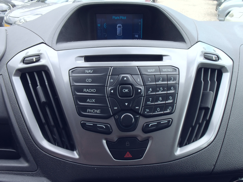 Ford Transit Custom 270 2.2 TDCI L1H1 Trend - Airco - Navigatie - 6 Ba — photo 22