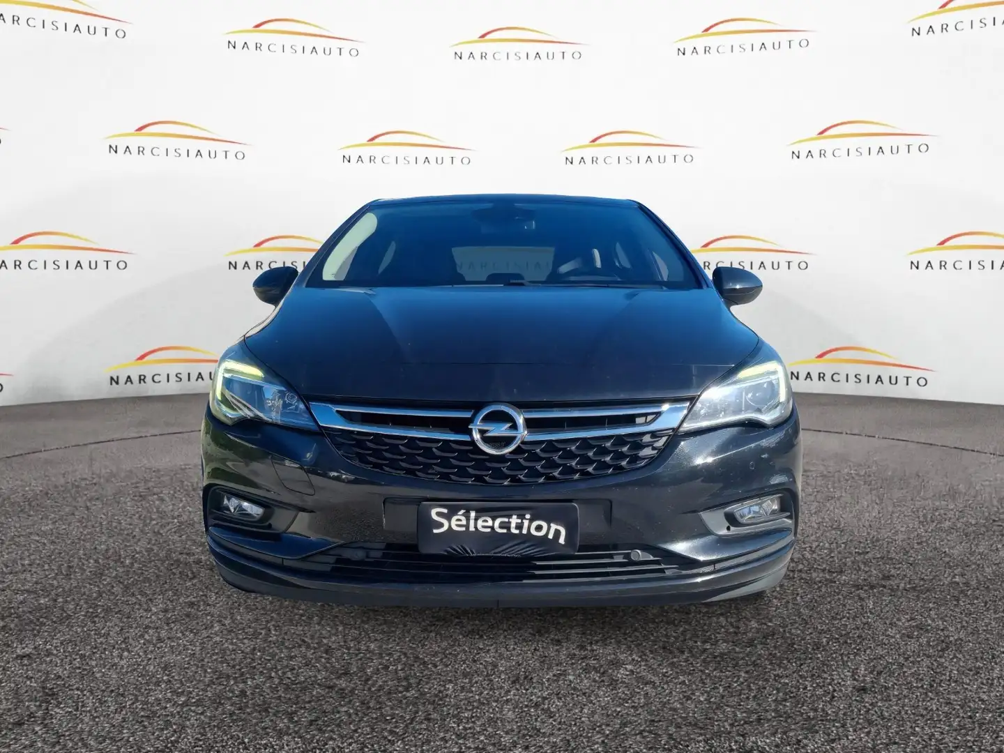 Opel Astra Astra 1.6 CDTi 136CV Start&Stop 5 porte Innovation Nero - 2