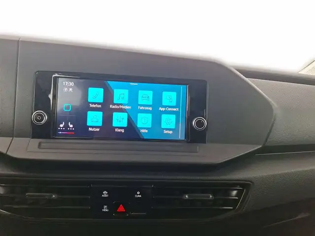 Volkswagen Caddy view 11