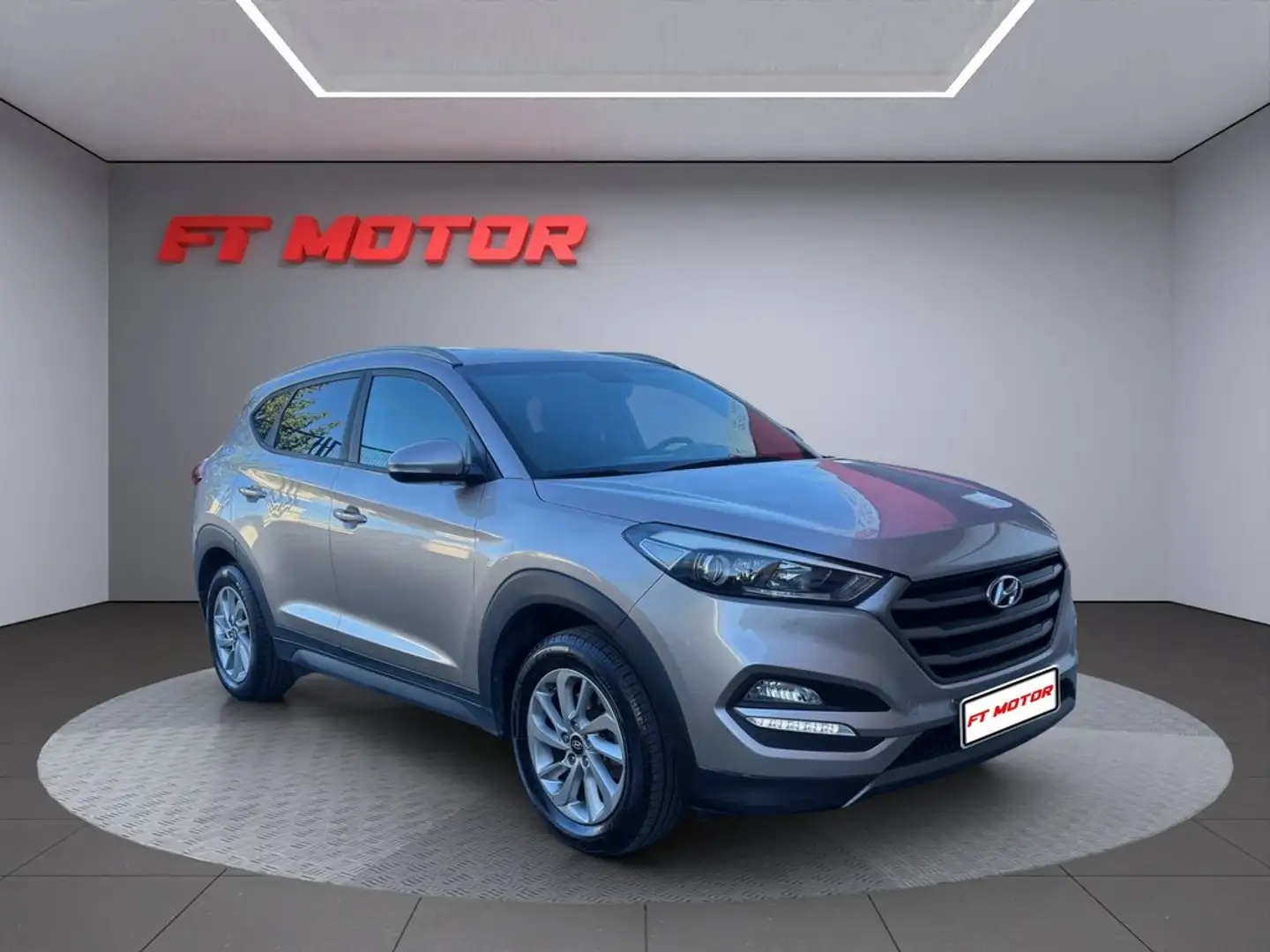 Hyundai TUCSON 1.7 CRDi 115cv BlueDrive Klass 4x2 Beige - 1