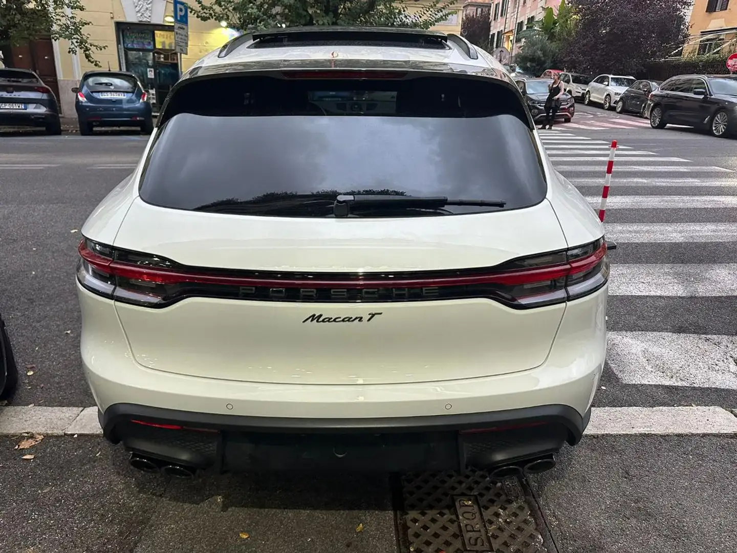 Porsche Macan T-2.0-Full Led-Panorama-Sport Chrono-In Sede Bianco - 2
